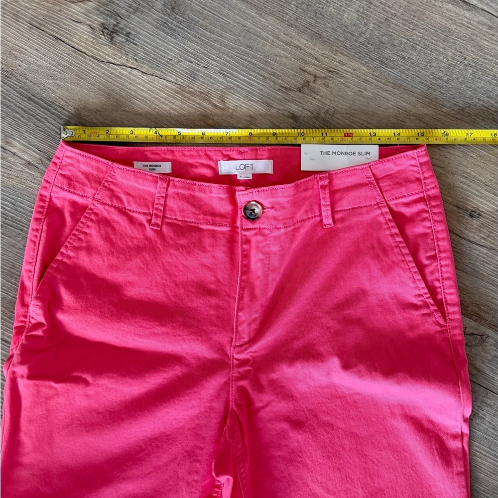 NWT Loft Monroe Slim Fit Chinos in Vibrant Pink, Size 6 - Picture 4 of 7
